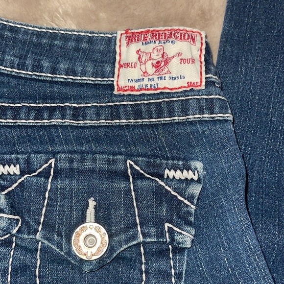 True Religion Julie Big T Straight Leg Jeans - Picture 4 of 8